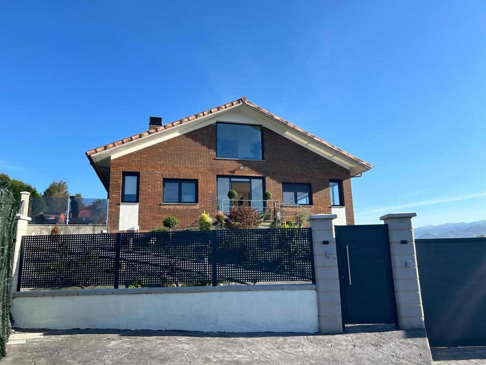 Villa Los Corzos Oviedo Exterior photo